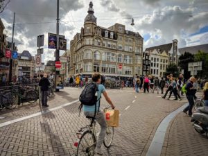 Beneficial effects of bicycles on reducing urban problems